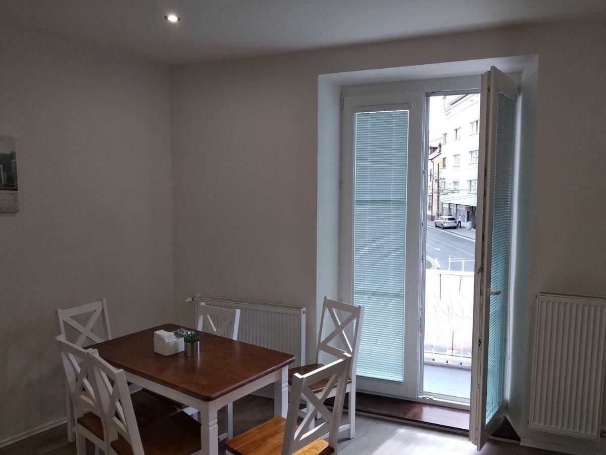 Kate & Jenny Apartments - Cosy Place In The City Center براتسيلافا المظهر الخارجي الصورة
