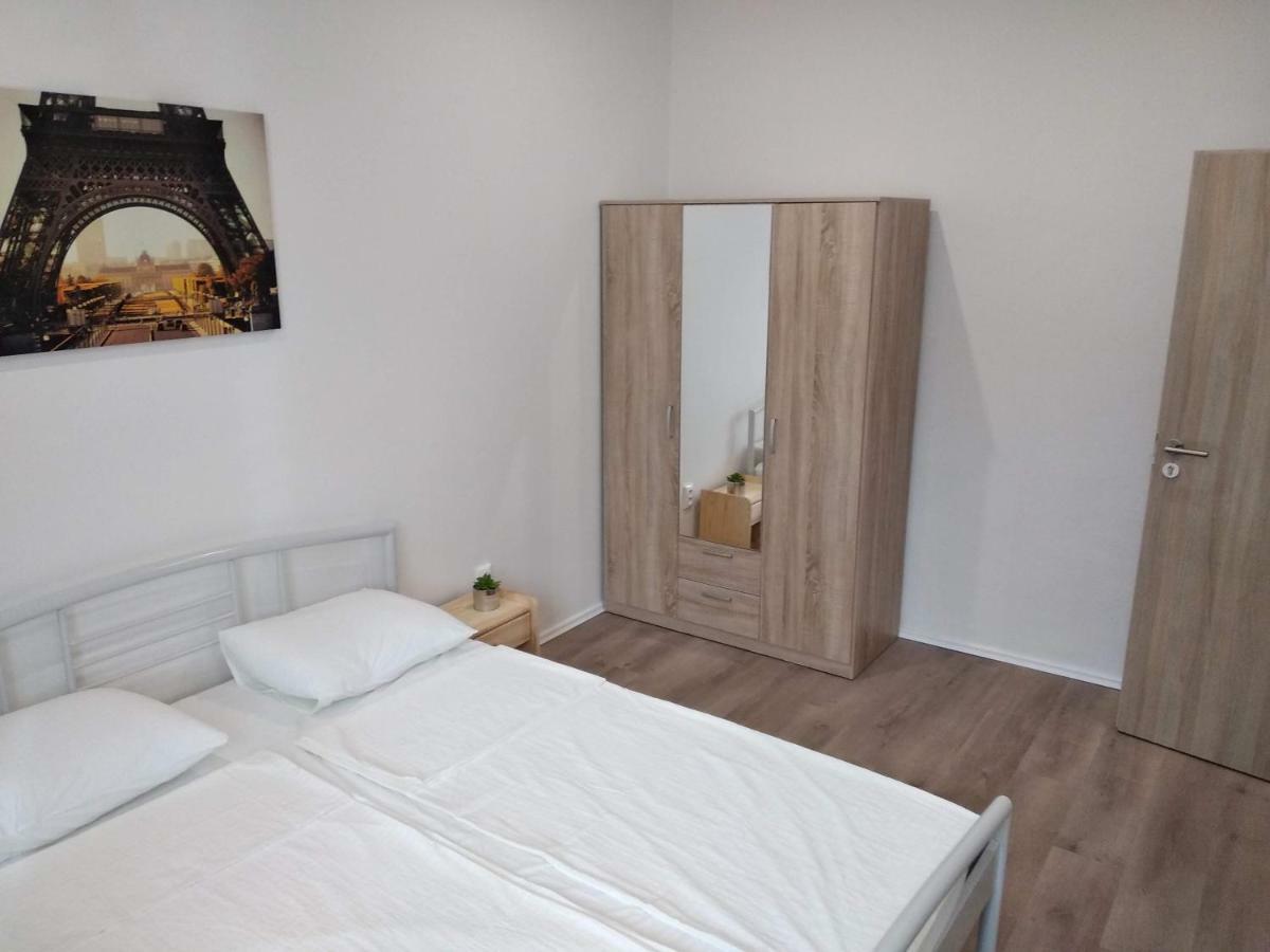 Kate & Jenny Apartments - Cosy Place In The City Center براتسيلافا المظهر الخارجي الصورة