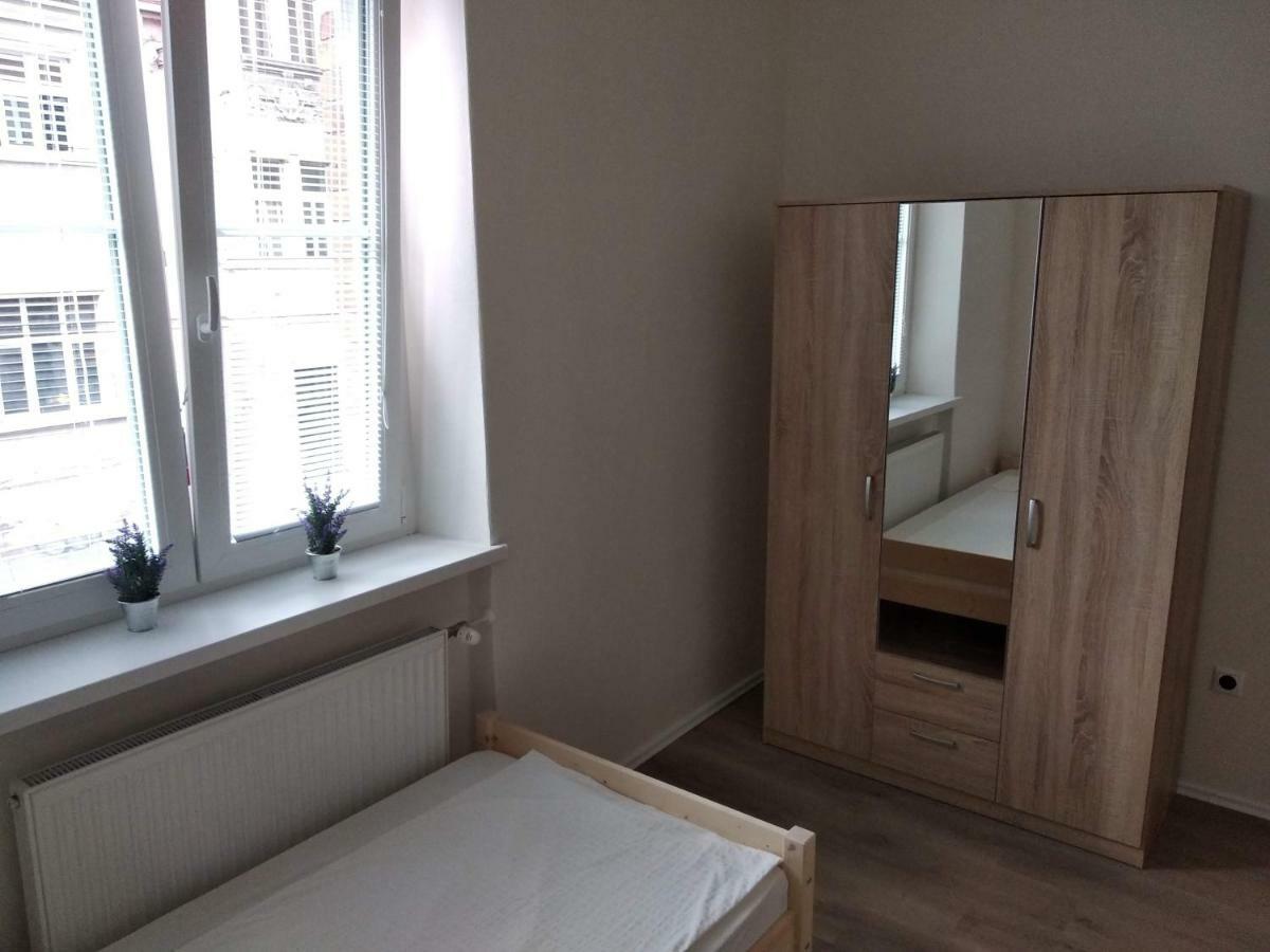 Kate & Jenny Apartments - Cosy Place In The City Center براتسيلافا المظهر الخارجي الصورة